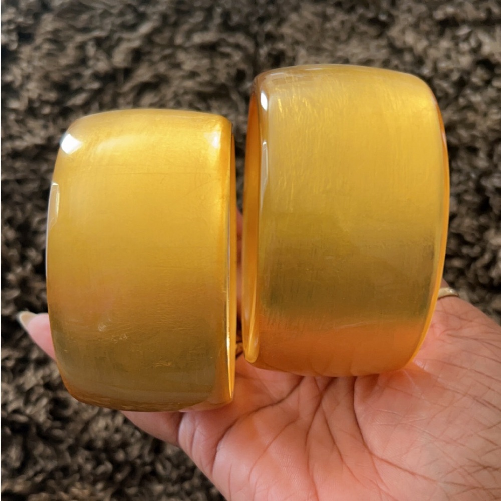 Resin Gold Foil Bangle. Sold separately.